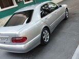 Mercedes E 240-6