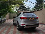 Hyundai Santa Fe-10