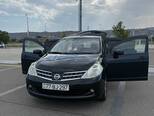 Nissan Tiida-11