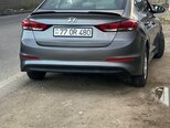 Hyundai Elantra-3