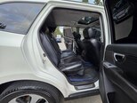 Hyundai Santa Fe-15