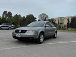 Volkswagen Passat-1