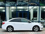 Chevrolet Cruze-12