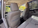Mitsubishi Pajero-7