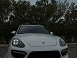 Porsche Cayenne GTS-1