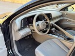 Hyundai Elantra-12