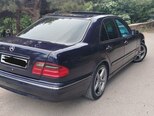 Mercedes E 200-2