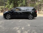 Kia Carnival-4