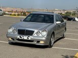 Mercedes E 220-4
