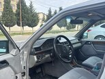 Mercedes 250 D-6