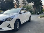 Hyundai Accent-4
