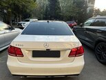 Mercedes E 300-4