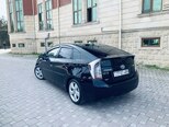 Toyota Prius-8