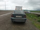 Opel Vectra-4