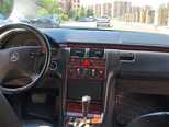 Mercedes E 220-2