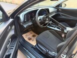Hyundai Elantra-8