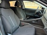 Hyundai Elantra-12