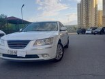 Hyundai Sonata-2
