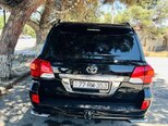Toyota Land Cruiser-6