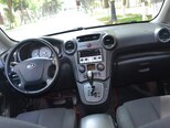 Kia Carens-3