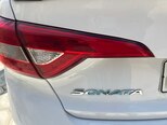 Hyundai Sonata-15