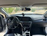 Hyundai Sonata-12