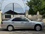 Mercedes C 240-6