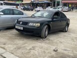 Volkswagen Passat-1