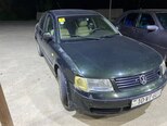 Volkswagen Passat-5