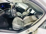 Volkswagen Taos-14