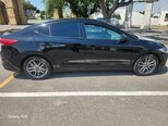 Hyundai Elantra-6