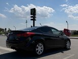 Hyundai Elantra-12
