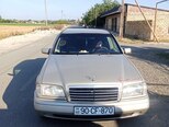 Mercedes C 220-1