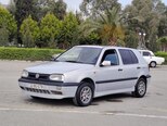 Volkswagen Golf-1