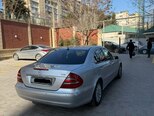 Mercedes E 320-5
