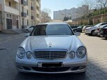 Mercedes E 320-1