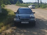 Mercedes C 200-1