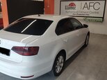 Volkswagen Jetta-2