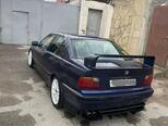 BMW 320-3