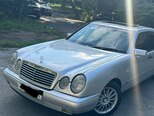 Mercedes E 240-4
