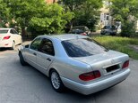 Mercedes E 240-7