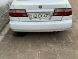 Nissan Sunny-7