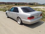 Mercedes E 280-4