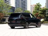 Lynk & Co 900-4