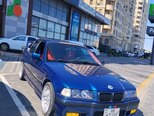 BMW 320-1