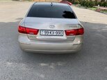 Hyundai Sonata-6