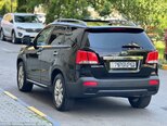 Kia Sorento-4