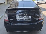 Toyota Prius-8