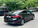 Hyundai Elantra-5