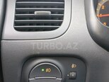 Kia Rio-12